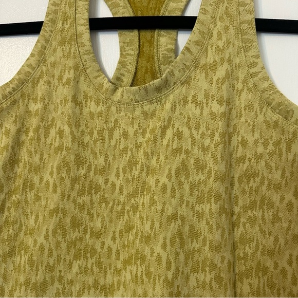Athleta Momentum Allure Print Tank Top Athletic Womens XS - Picture 2 of 5